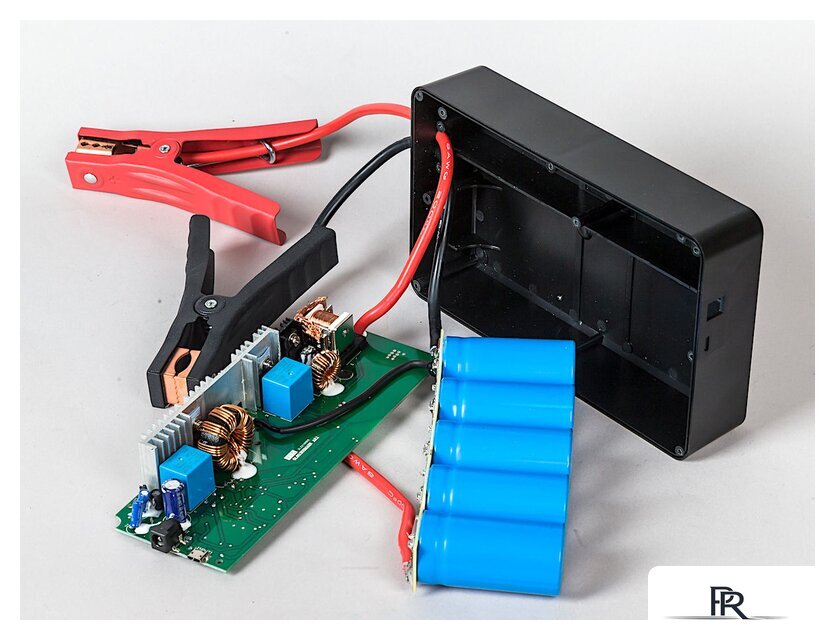 Портативное пусковое устройство Беркут JSC-300C - Изображение №3 — Интернет-магазин ПроЗаказ