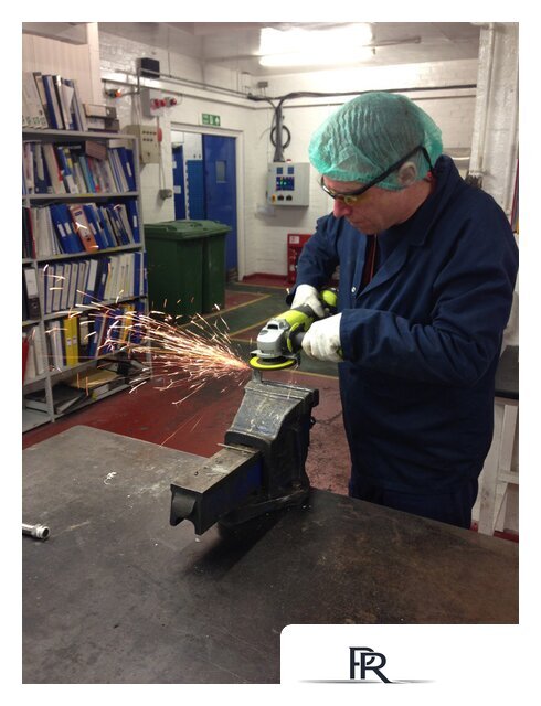 Угловая шлифмашина Ryobi R18AG-0 (без АКБ) - Изображение №3 — Интернет-магазин ПроЗаказ