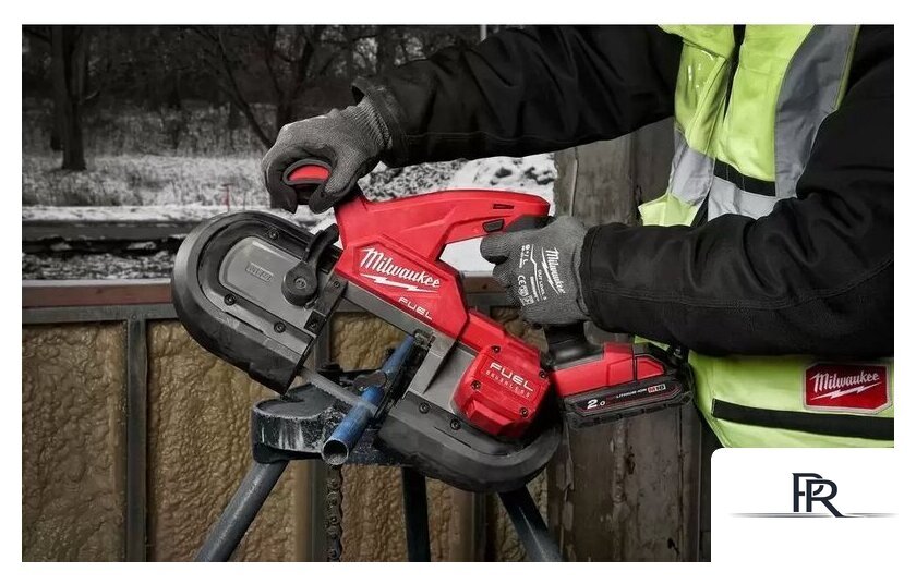Ленточная пила Milwaukee Fuel M18 FBS85-202C 4933471497 (с 2-мя АКБ, кейс) - Изображение №7 — Интернет-магазин ПроЗаказ