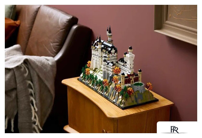 Конструктор LEGO Architecture 21063 Neuschwanstein Castle - Изображение №11 — Интернет-магазин ПроЗаказ