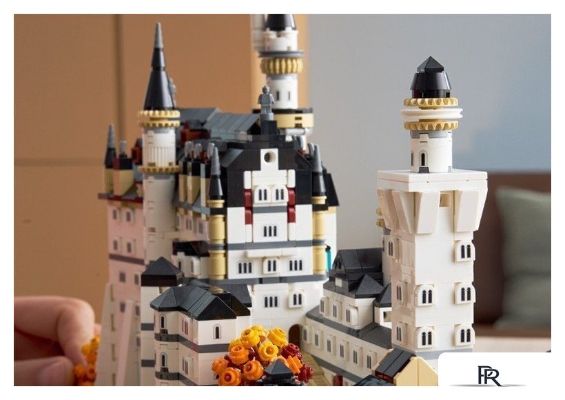 Конструктор LEGO Architecture 21063 Neuschwanstein Castle - Изображение №9 — Интернет-магазин ПроЗаказ