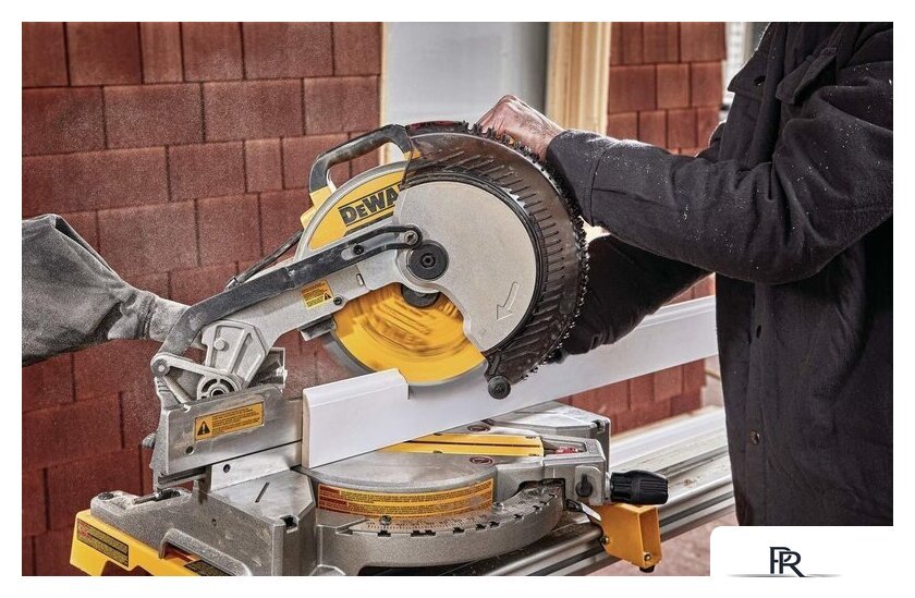 Торцовочная пила DeWalt DWS713 - Изображение №12 — Интернет-магазин ПроЗаказ