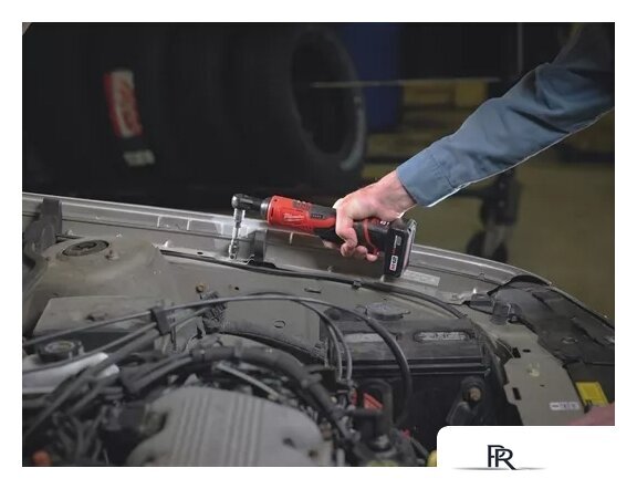 Гайковерт Milwaukee M12 IR-201B 1/4