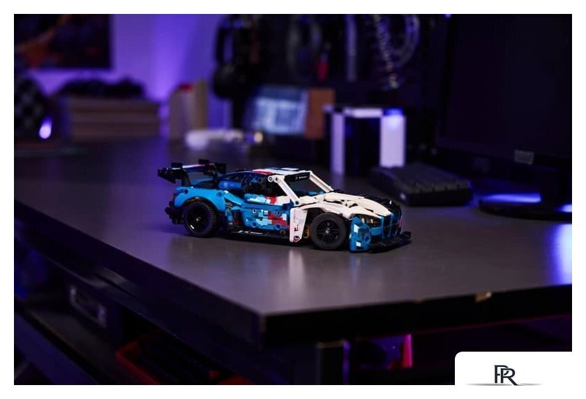 Конструктор LEGO Technic 42226 BMW M4 GT3 EVO Race Car - Изображение №9 — Интернет-магазин ПроЗаказ