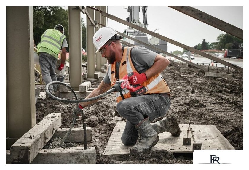 Вибратор глубинный Milwaukee M18 FUEL M18FCVN24-0 4933479599 (без АКБ) - Изображение №12 — Интернет-магазин ПроЗаказ