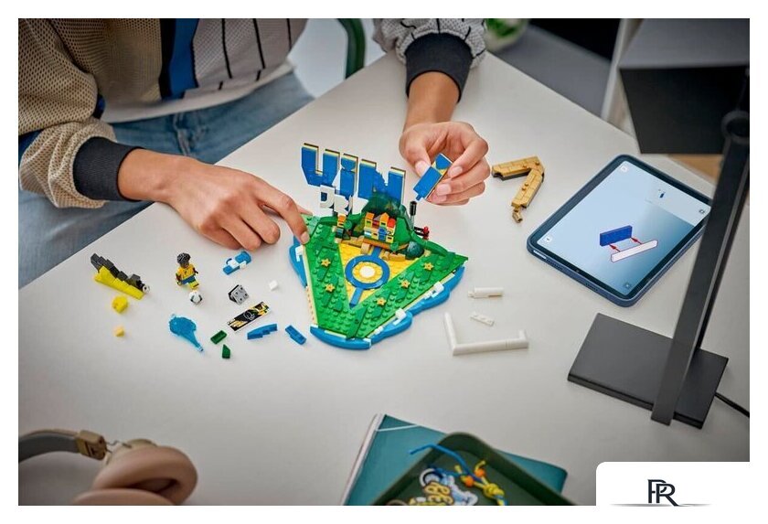 Конструктор LEGO Editions 43027 Винисиус Жуниор – лучшие моменты футбольного матча - Изображение №9 — Интернет-магазин ПроЗаказ