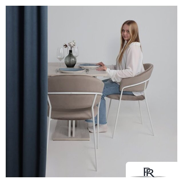 Стул с подлокотниками Алвест AV 433 (светло-коричневый бархат H-61/белый) - Изображение №2 — Интернет-магазин ПроЗаказ