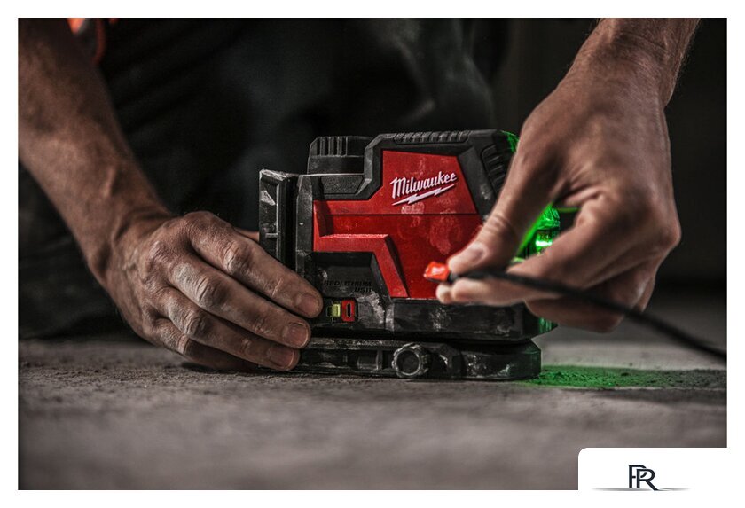 Лазерный нивелир Milwaukee L4 CLLP-301C 4933478099 - Изображение №10 — Интернет-магазин ПроЗаказ