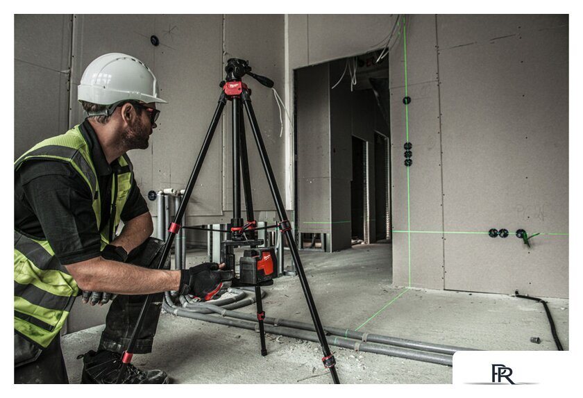 Лазерный нивелир Milwaukee L4 CLLP-301C 4933478099 - Изображение №12 — Интернет-магазин ПроЗаказ