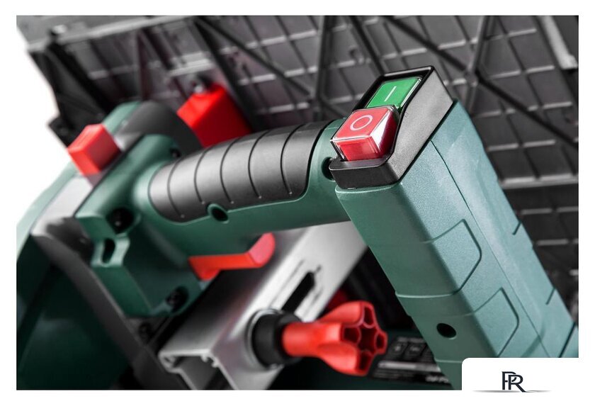 Торцовочная пила Hammer STL1800/250C - Изображение №9 — Интернет-магазин ПроЗаказ