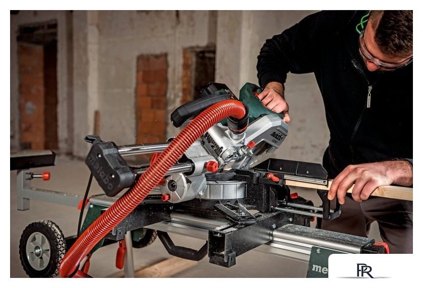 Торцовочная пила Metabo KGS 216 M 613216000 - Изображение №5 — Интернет-магазин ПроЗаказ