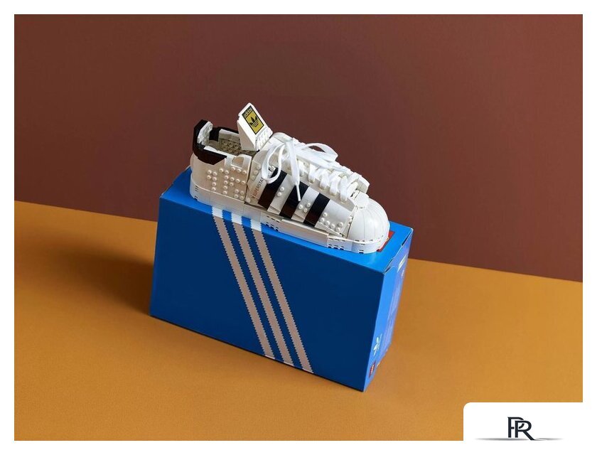 Конструктор LEGO 10282 Кроссовки adidas Originals Superstar - Изображение №15 — Интернет-магазин ПроЗаказ