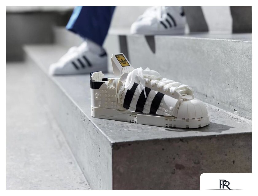 Конструктор LEGO 10282 Кроссовки adidas Originals Superstar - Изображение №10 — Интернет-магазин ПроЗаказ