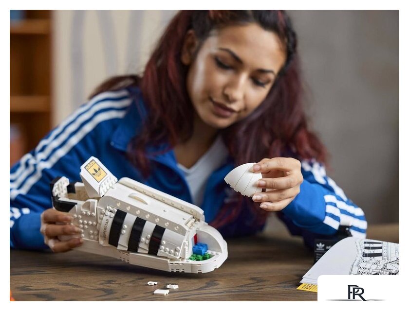 Конструктор LEGO 10282 Кроссовки adidas Originals Superstar - Изображение №24 — Интернет-магазин ПроЗаказ