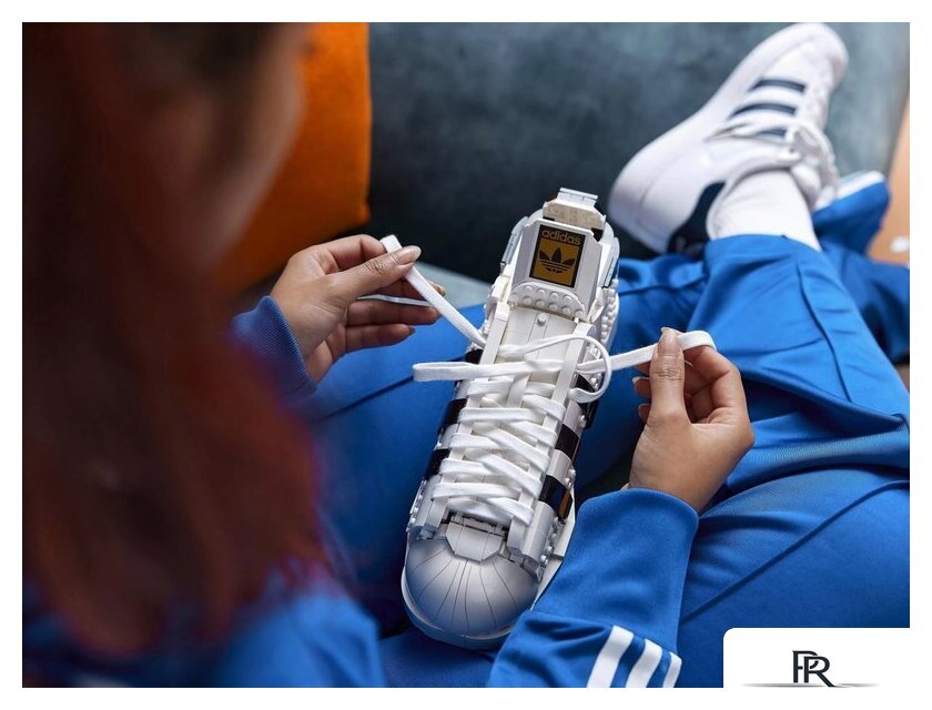 Конструктор LEGO 10282 Кроссовки adidas Originals Superstar - Изображение №31 — Интернет-магазин ПроЗаказ