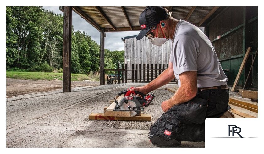 Дисковая (циркулярная) пила Milwaukee M18 FCS552-302X Fuel 4933493589 (с 2-мя АКБ, кейс) - Изображение №4 — Интернет-магазин ПроЗаказ