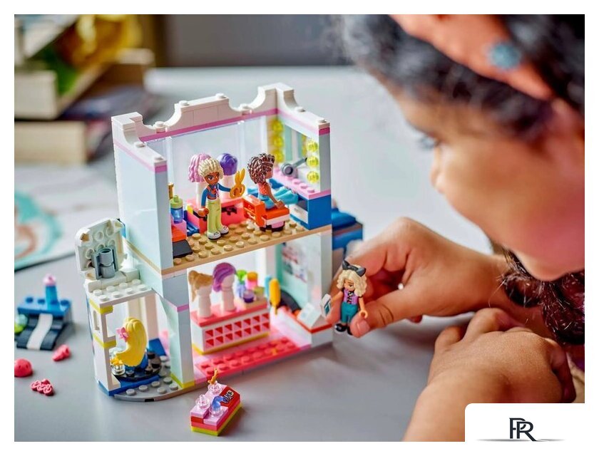 Конструктор LEGO Friends Парикмахерская и магазин аксессуаров 42662 - Изображение №13 — Интернет-магазин ПроЗаказ