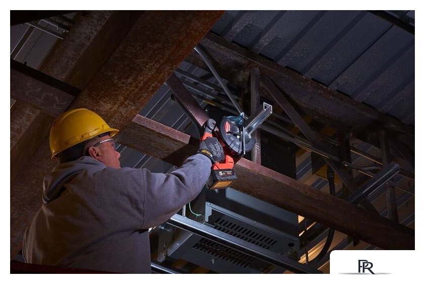 Дисковая (циркулярная) пила Milwaukee Fuel M18 FMCS-0X (без АКБ) - Изображение №15 — Интернет-магазин ПроЗаказ