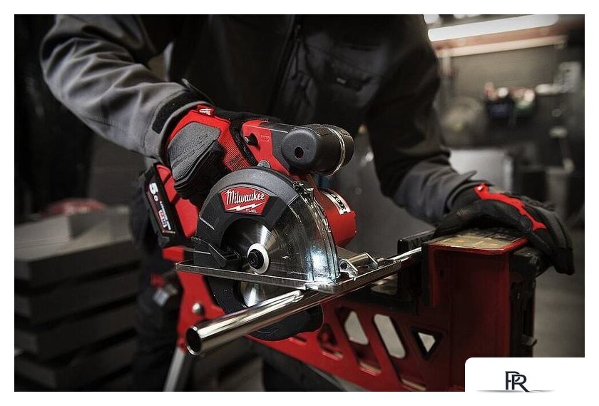 Дисковая (циркулярная) пила Milwaukee Fuel M18 FMCS-0X (без АКБ) - Изображение №24 — Интернет-магазин ПроЗаказ