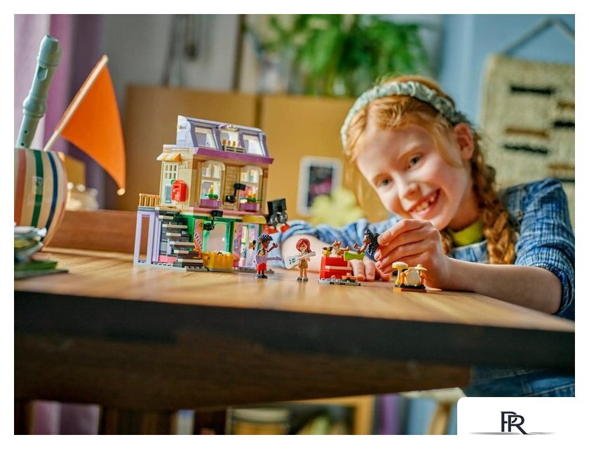 Конструктор LEGO Friends Музыкальный магазин и квартира 42653 - Изображение №9 — Интернет-магазин ПроЗаказ