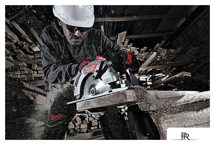 Дисковая (циркулярная) пила Milwaukee Fuel M18 FCS66-0 (без АКБ) - Изображение №15 — Интернет-магазин ПроЗаказ