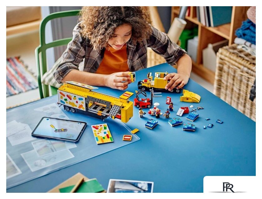 Конструктор LEGO City 60440 Желтый грузовик для доставки - Изображение №10 — Интернет-магазин ПроЗаказ