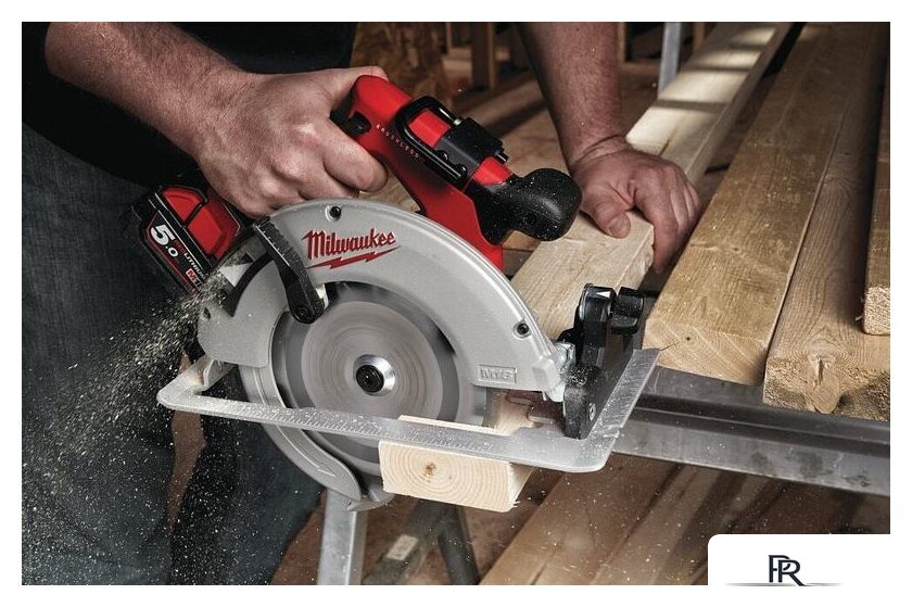 Дисковая (циркулярная) пила Milwaukee M18 BLCS66-0X (без АКБ) - Изображение №10 — Интернет-магазин ПроЗаказ