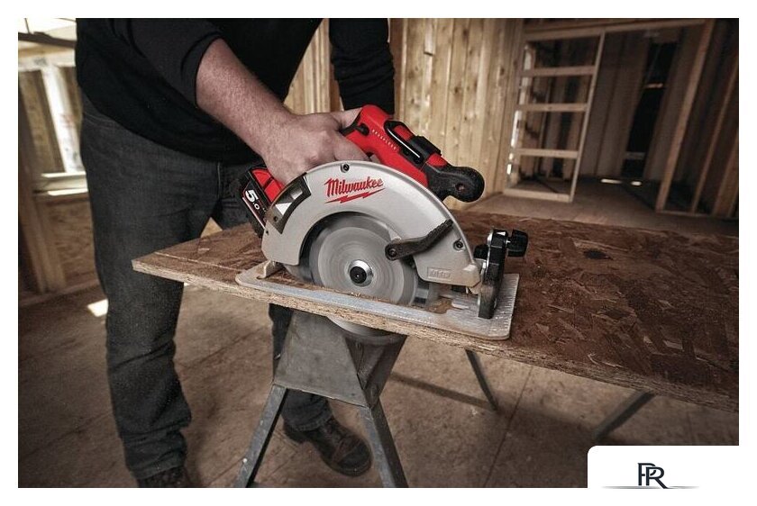 Дисковая (циркулярная) пила Milwaukee M18 BLCS66-0X (без АКБ) - Изображение №9 — Интернет-магазин ПроЗаказ