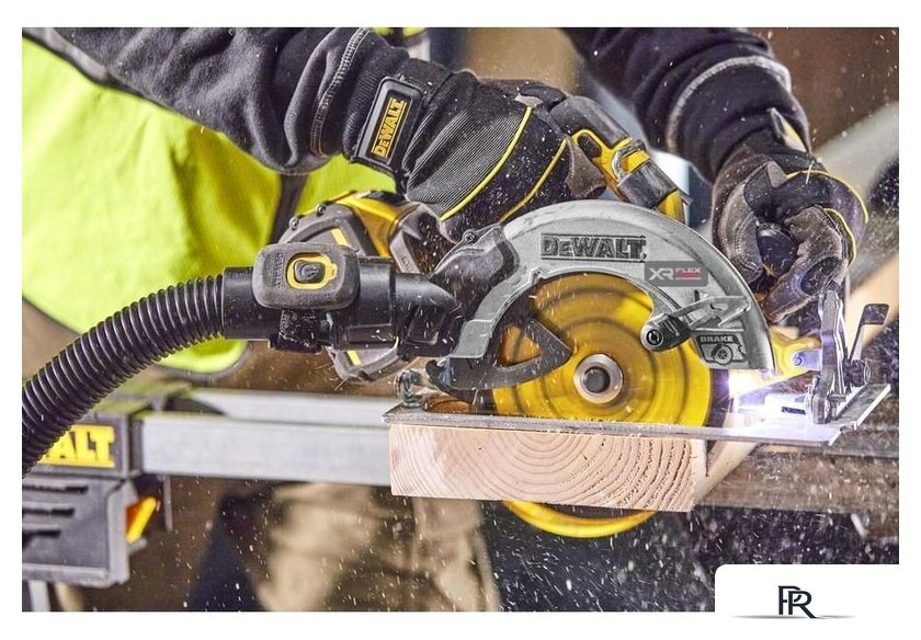 Дисковая (циркулярная) пила DeWalt DCS573NT-XJ (без АКБ, кейс) - Изображение №4 — Интернет-магазин ПроЗаказ