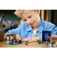 Конструктор LEGO Minecraft 21252 Оружейная комната - Превью изображения №10 — Интернет-магазин ПроЗаказ