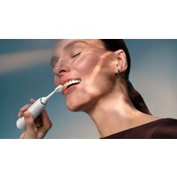 Электрическая зубная щетка Philips Sonicare DiamondClean 9000 HX9911/19 - Превью изображения №9 — Интернет-магазин ПроЗаказ