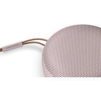 Беспроводная колонка Bang & Olufsen Beosound A1 2nd Gen (розовый) - Превью изображения №7 — Интернет-магазин ПроЗаказ