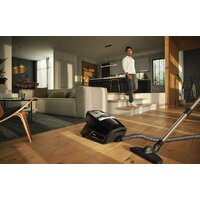 Пылесос Miele Blizzard CX1 Comfort SKMF5 (черный) - Превью изображения №7 — Интернет-магазин ПроЗаказ