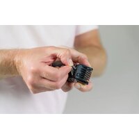 Триммер для бороды и усов Wahl 09893.0460 Extreme Grip - Превью изображения №9 — Интернет-магазин ПроЗаказ