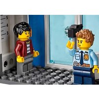 Конструктор LEGO City 60246 Полицейский участок - Превью изображения №8 — Интернет-магазин ПроЗаказ