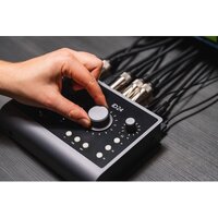 Аудиоинтерфейс Audient iD24 - Превью изображения №13 — Интернет-магазин ПроЗаказ