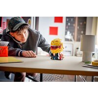 Конструктор LEGO Editions 43022 Шлем Льюиса Хэмилтона команды Scuderia Ferrari HP - Превью изображения №8 — Интернет-магазин ПроЗаказ