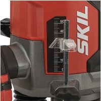 Вертикальный фрезер Skil RT1315SE00 - Превью изображения №8 — Интернет-магазин ПроЗаказ