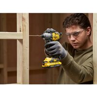 Винтоверт Stanley SFMCF830D2K (с 2-мя АКБ, кейс) - Превью изображения №9 — Интернет-магазин ПроЗаказ