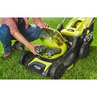 Газонокосилка Ryobi Max Power RY36LMX46A-150 (с 1-им АКБ 5 Ач) - Превью изображения №4 — Интернет-магазин ПроЗаказ