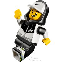 Конструктор LEGO Nike 43025 Nike Air Max 95 x LEGO Set - Превью изображения №4 — Интернет-магазин ПроЗаказ