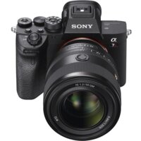 Объектив Sony FE 50mm F1.2 GM - Превью изображения №5 — Интернет-магазин ПроЗаказ