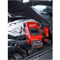 Пусковое устройство Milwaukee Jump Starter M18 JS2000-0 4933498026 (без АКБ) - Превью изображения №9 — Интернет-магазин ПроЗаказ