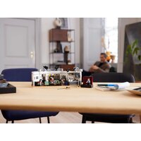 Конструктор LEGO Ideas 21328 Seinfeld - Превью изображения №14 — Интернет-магазин ПроЗаказ