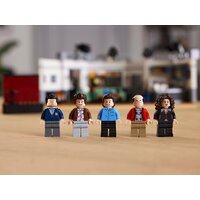 Конструктор LEGO Ideas 21328 Seinfeld - Превью изображения №24 — Интернет-магазин ПроЗаказ