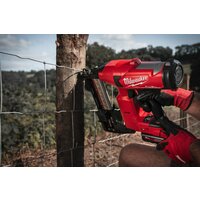 Степлер Milwaukee M18 FUEL M18FFUS-0C 4933479834 (без АКБ, кейс) - Превью изображения №13 — Интернет-магазин ПроЗаказ