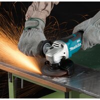 Угловая шлифмашина Makita DGA508RME (с 2-мя АКБ, кейс) - Превью изображения №3 — Интернет-магазин ПроЗаказ