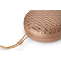 Беспроводная колонка Bang & Olufsen Beosound A1 3nd Gen (honey tone) - Превью изображения №5 — Интернет-магазин ПроЗаказ