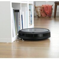 Робот-пылесос iRobot Roomba i3 - Превью изображения №2 — Интернет-магазин ПроЗаказ