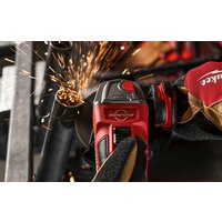 Угловая шлифмашина Milwaukee M18 FSAG125XB-0X Fuel 4933478429 (без АКБ) - Превью изображения №11 — Интернет-магазин ПроЗаказ